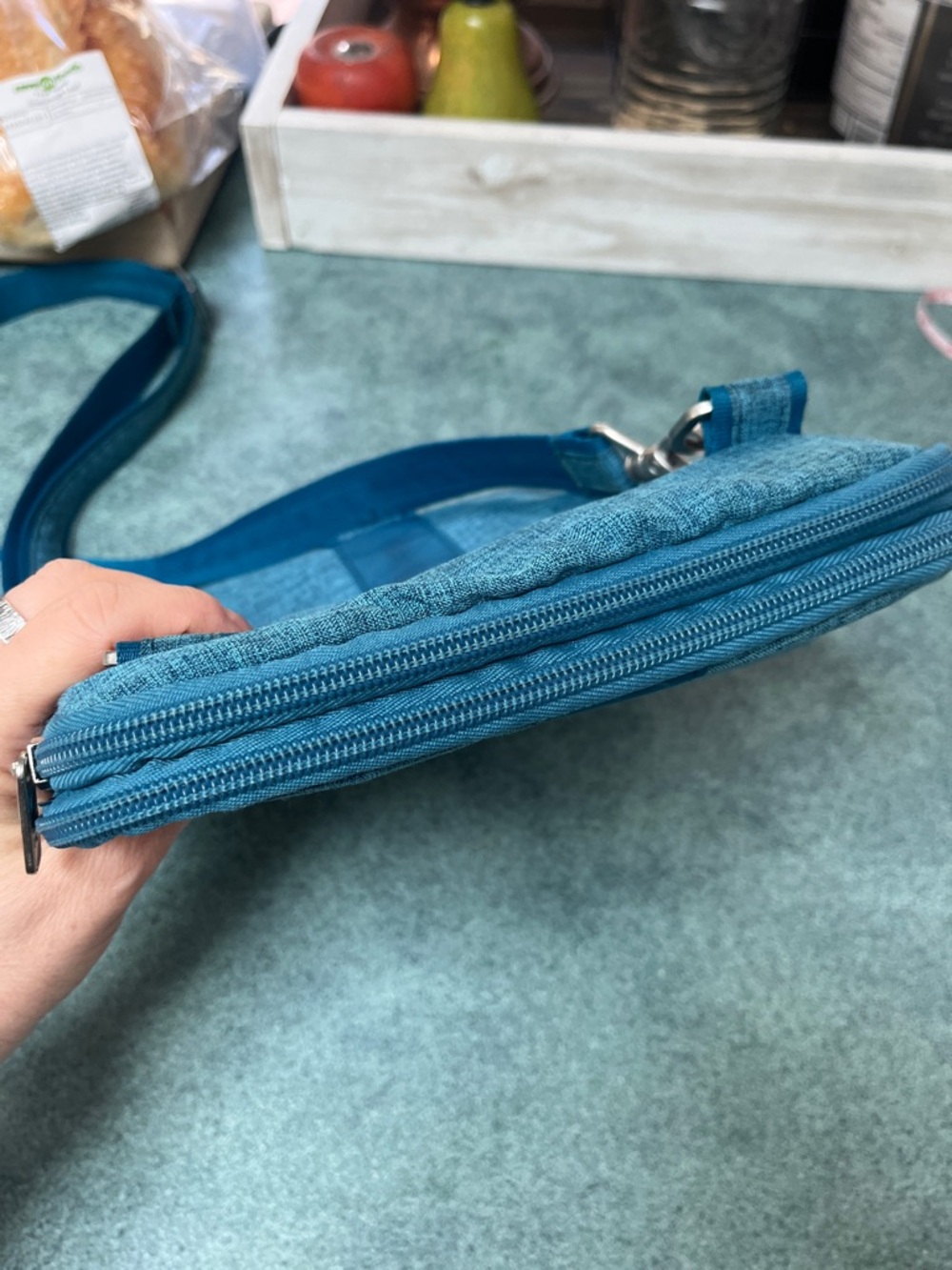 Lug Teal Bag - Picture 8 of 11